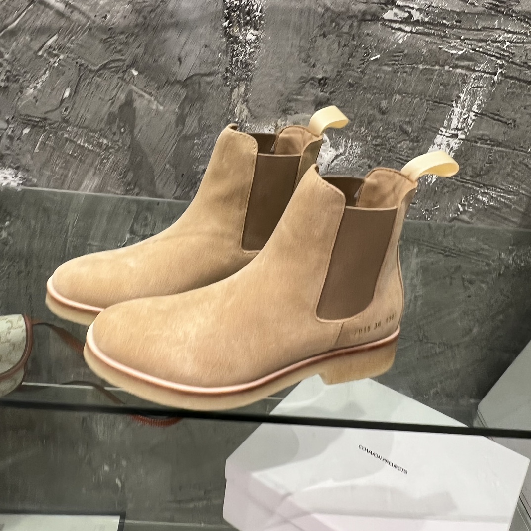 Versatile Common Projects Chelsea Boots for All Seasons: Unisex Sizes 35-40 (Women) and 39-45 (Men) - 图片 2