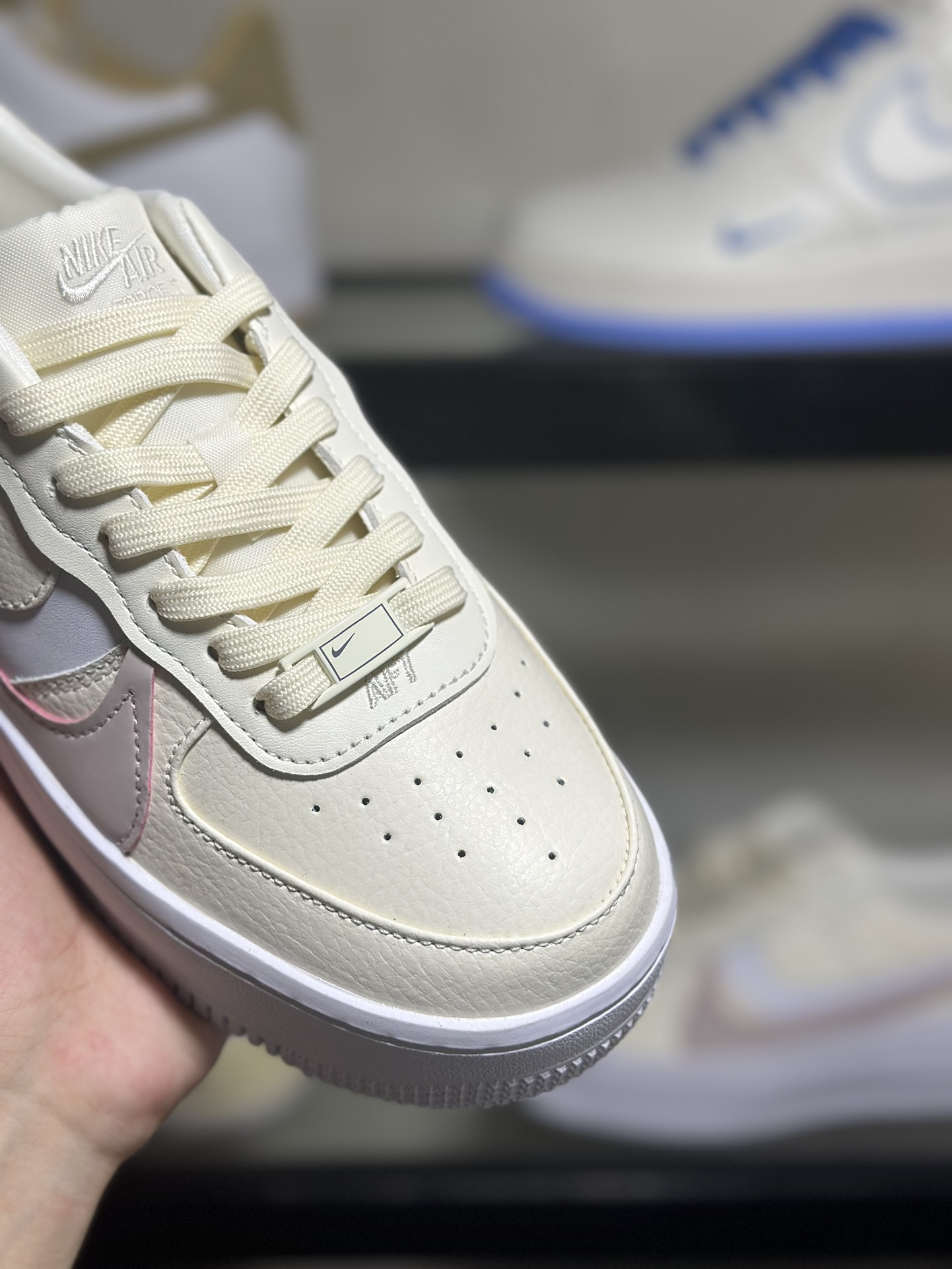 NikeAirForce1LT.AF