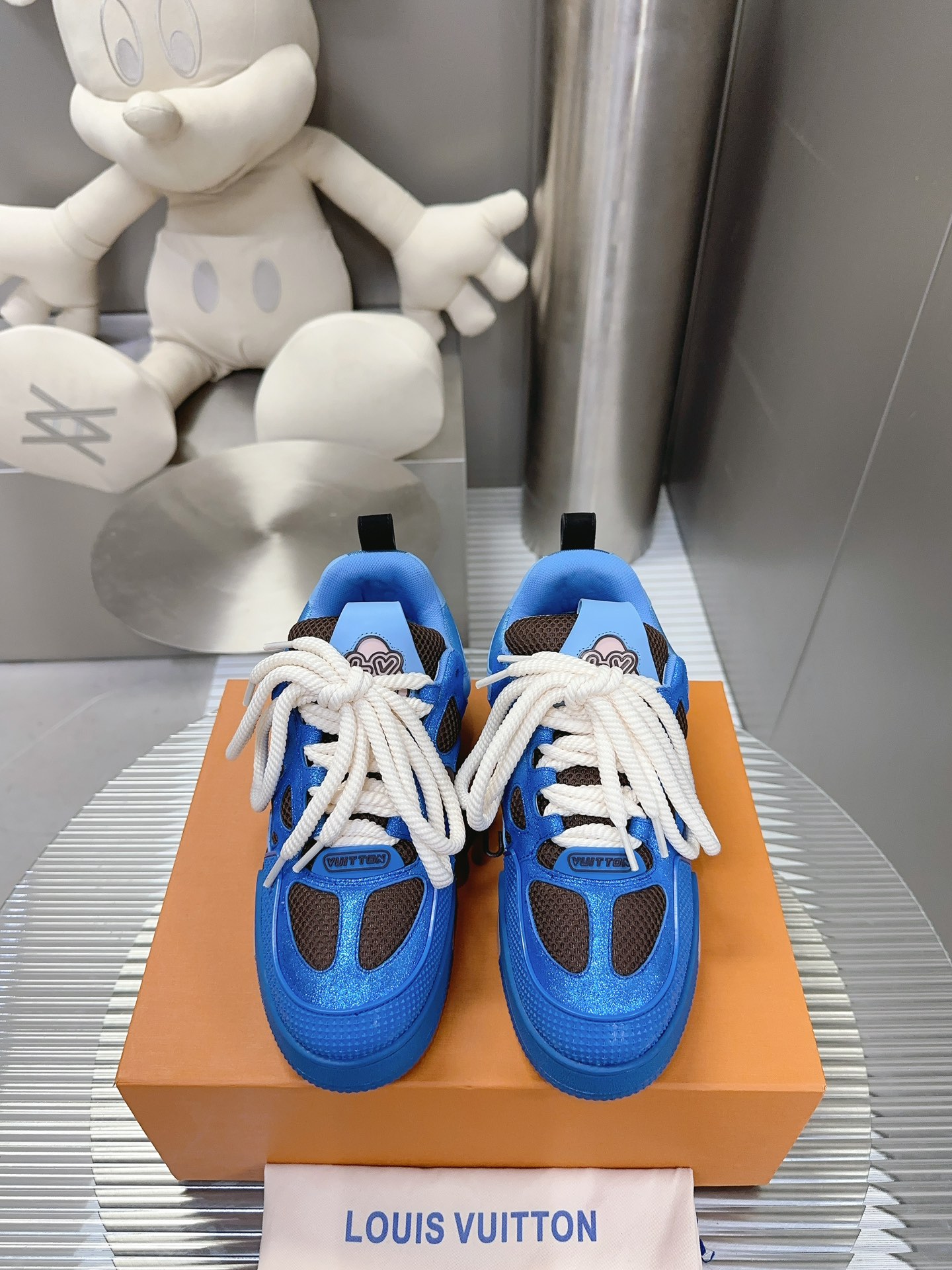 Louis Vuitton 顶版 𝟐𝟎𝟐𝟑/𝐒𝐒 𝐧𝐞𝐰 路易威登走秀滑板鞋