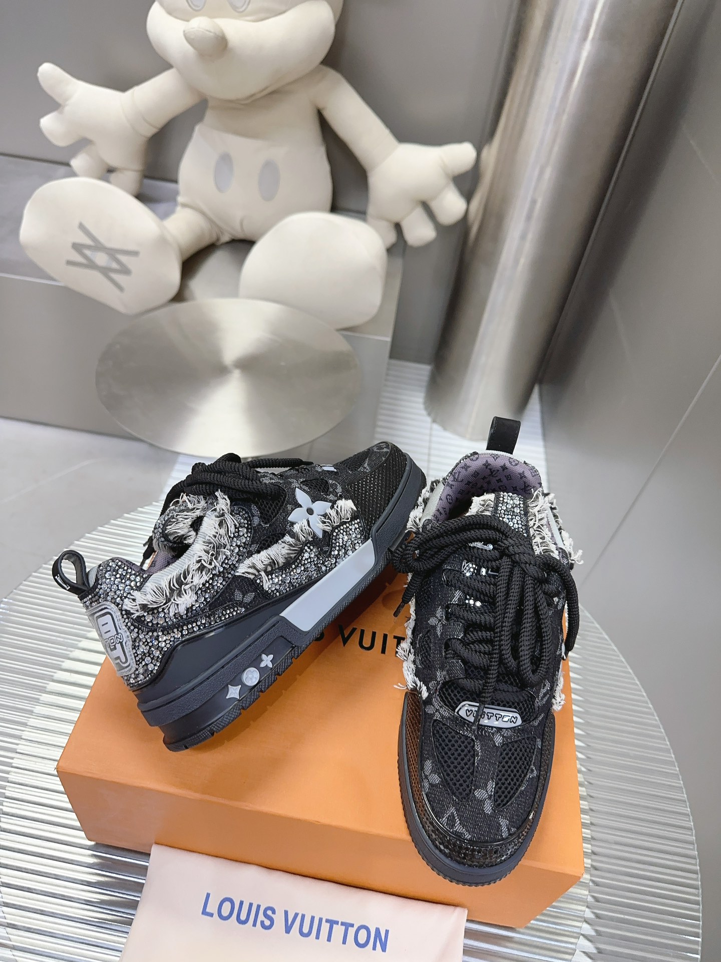 Louis Vuitton 顶版 𝟐𝟎𝟐𝟑/𝐒𝐒 𝐧𝐞𝐰 路易威登走秀滑板鞋