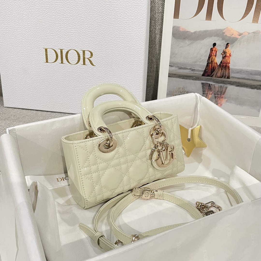 디올 Lady D-Joy 16cm 화이트 페이턴트 백 레플리카