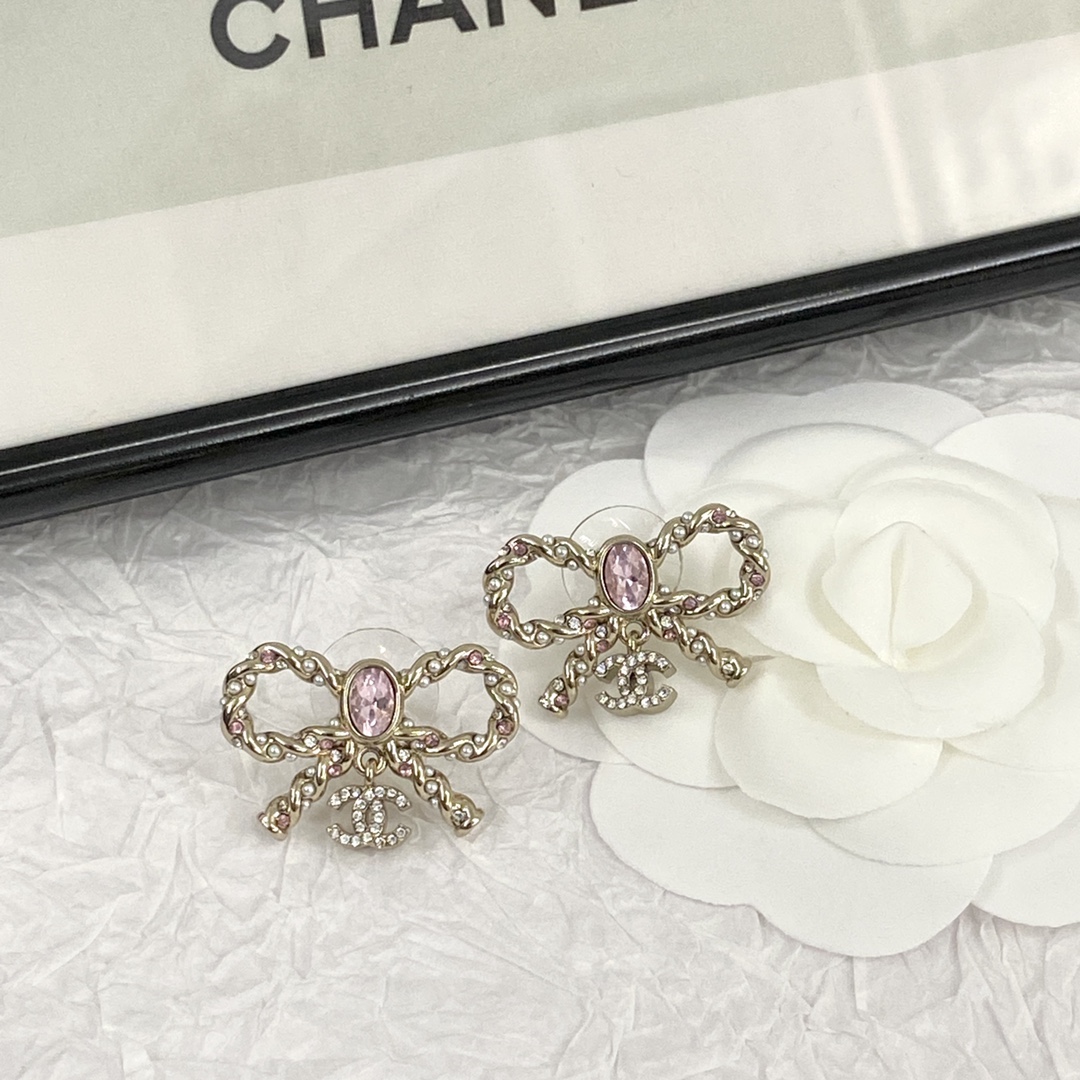 Chanel Jewelry Earring Pink Red