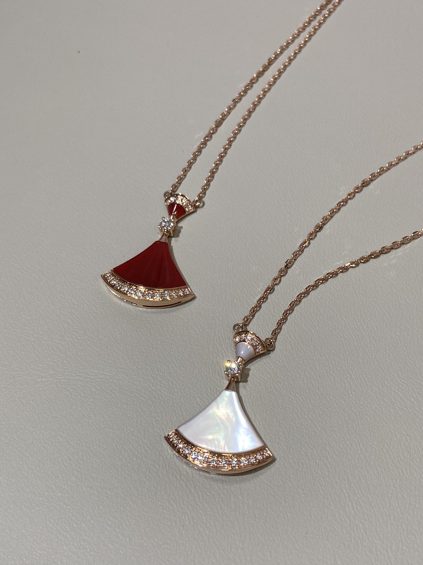NO:633960,Skirt necklace is the first choice for personal use as a gift, 88280,,skirts,necklace,Cardia high-end jewelry19860909自用送礼首选裙子项链,88280,,skirts,necklace,卡迪亚高端饰品,Jewelry