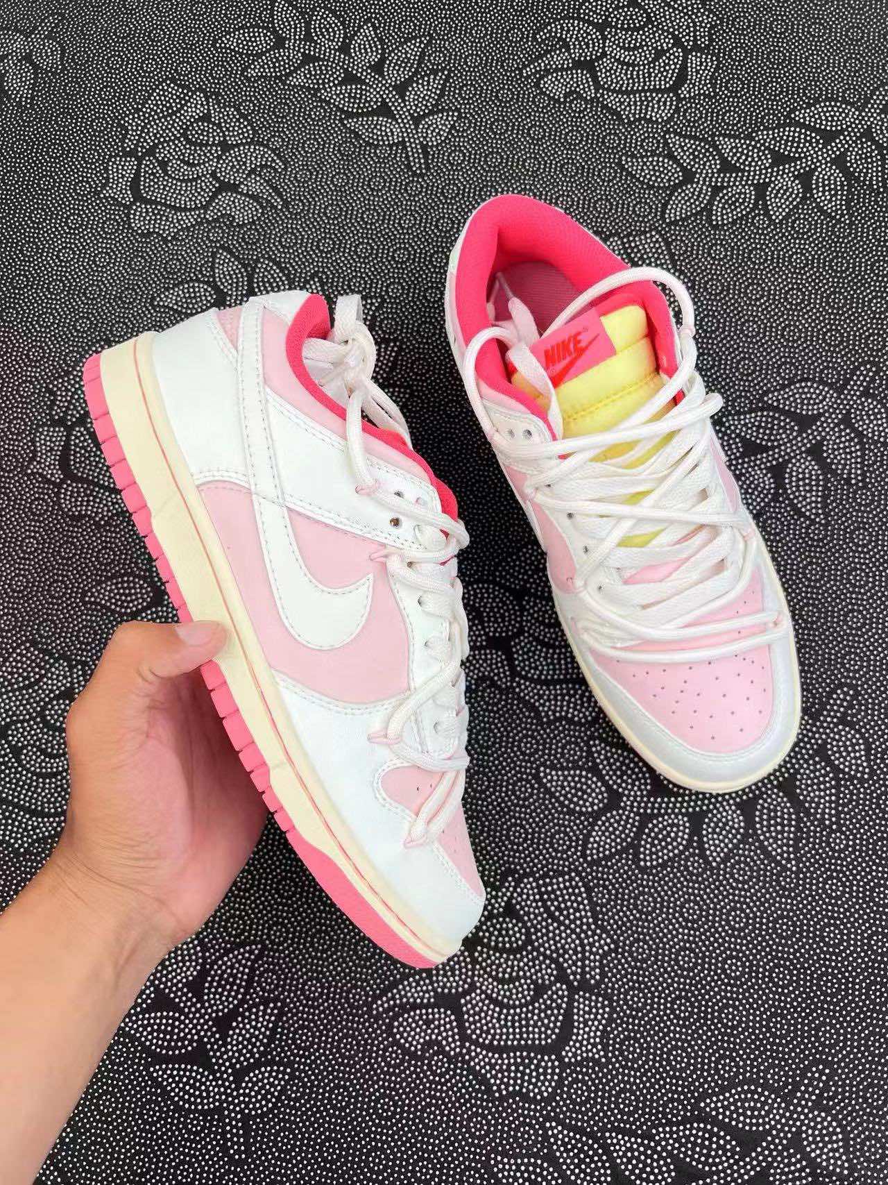 ? 正品定制Nike Dunk Low 白桃茉莉 粉蜡色系 淡粉配色?