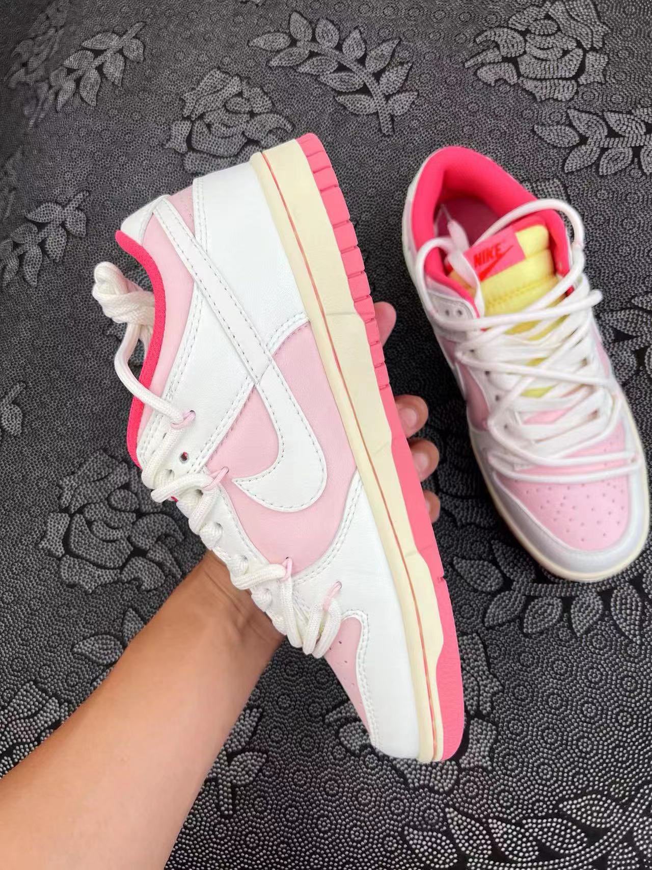 ? 正品定制Nike Dunk Low 白桃茉莉 粉蜡色系 淡粉配色?