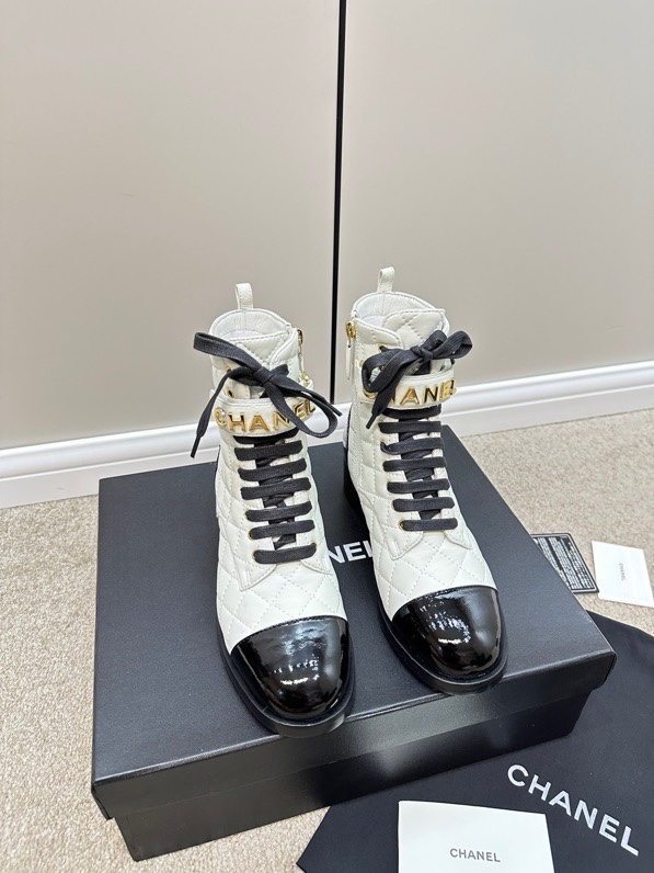 _dBa9sSmzHs8ib5qNOA2_bWqEb1FUW3AJJyy1_vQ