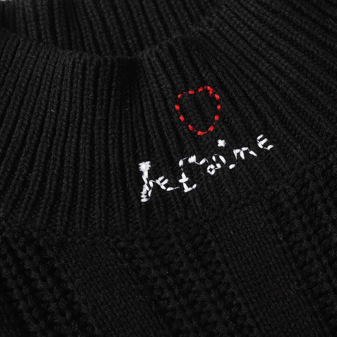 “Balenciaga Embroidered Kimono with Logo, Crack-Up Sweater in Black and Pink” - 图片 8
