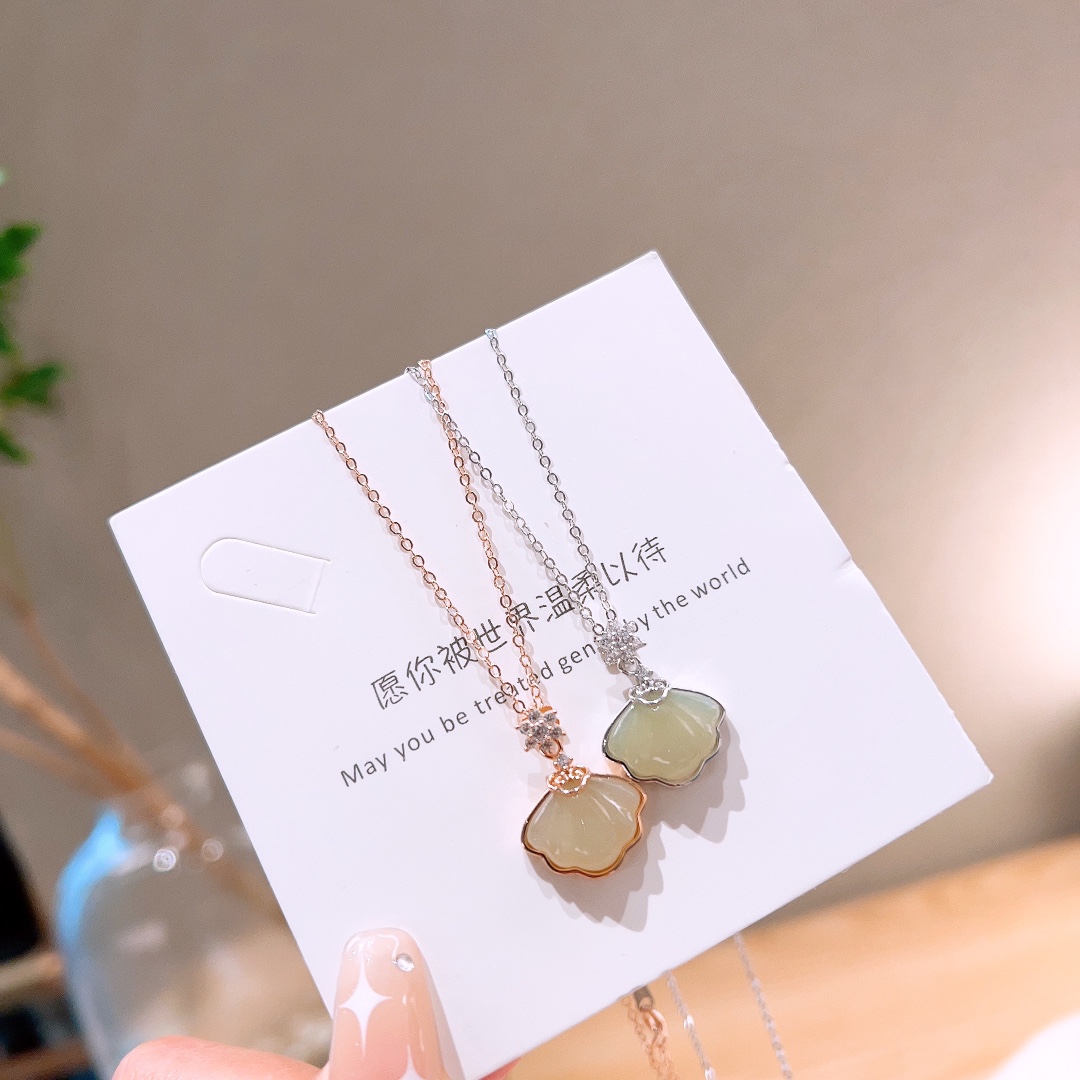 Hypoallergenic Silver Hetian Jade Necklace Cute Gift for Her Gold