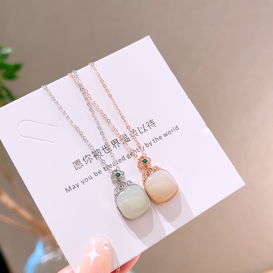 Low Allergy Silver Hetian Jade Necklace Precision Date Night Gold