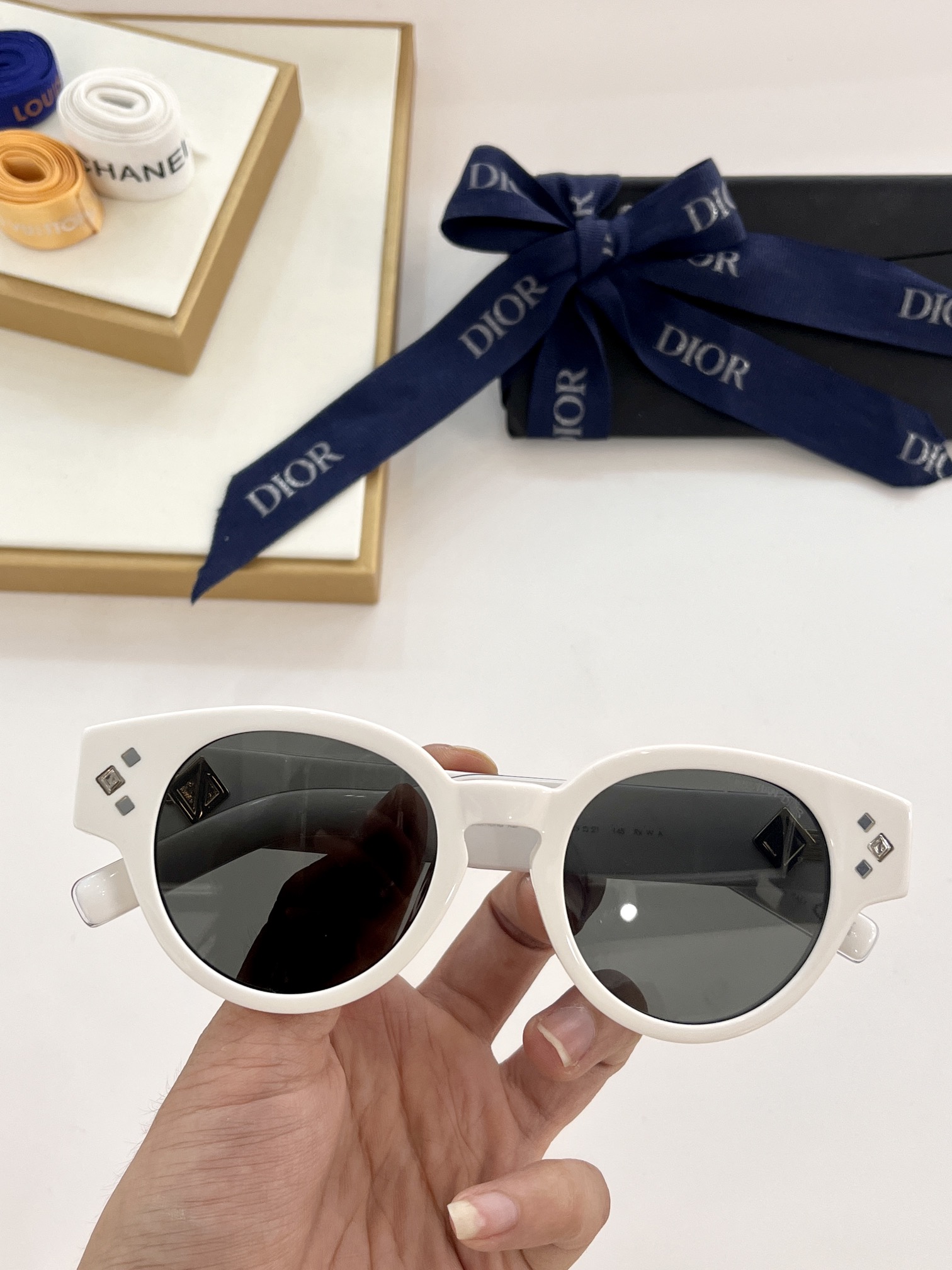  DIO* CD 
DIAMOND R2I
SIZE：49口21-145
