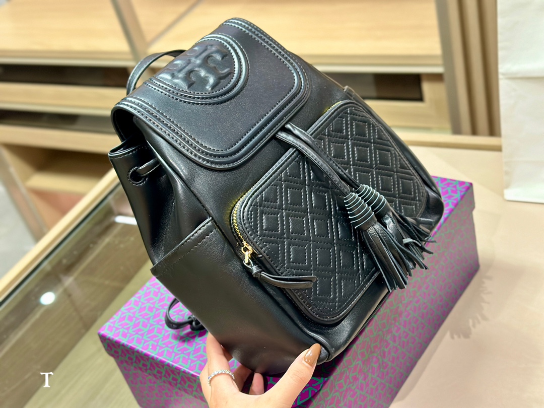 Gift Box with Toribridge Shoulder Bag: Ultimate Son’s 100-Point Reward