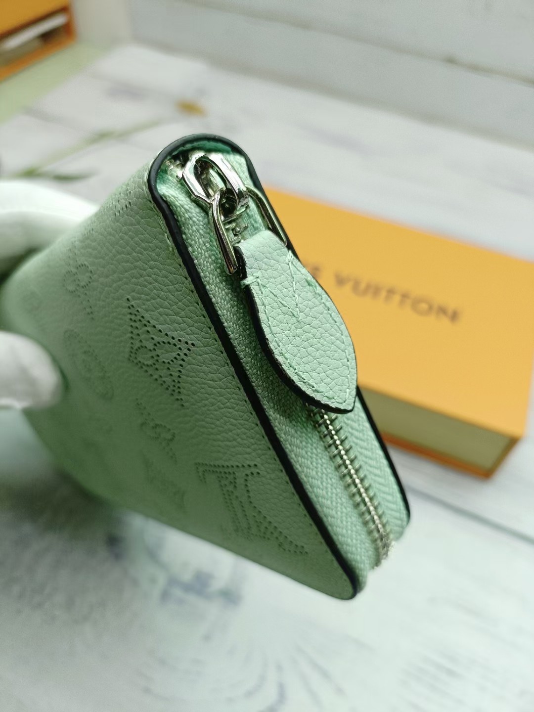 Leather wallet gift packaging