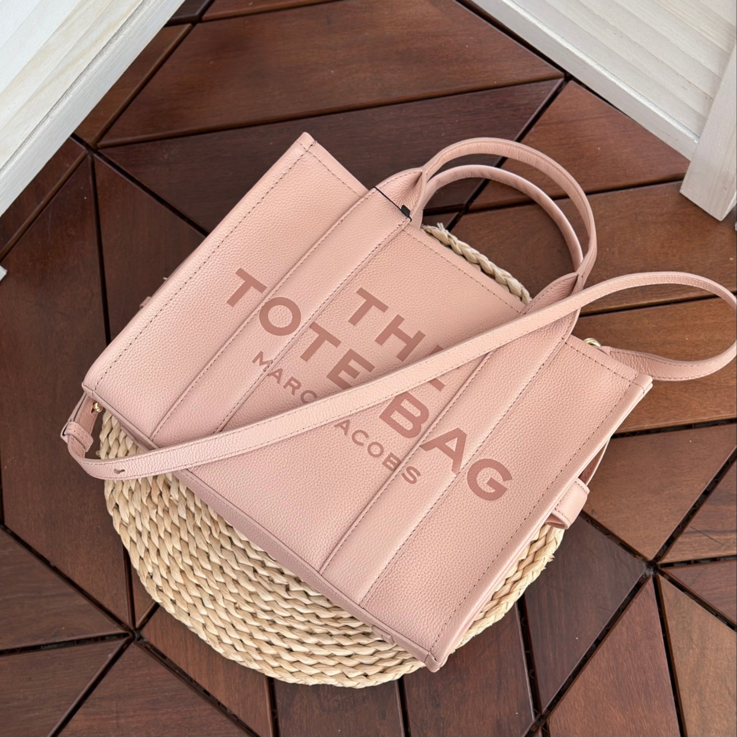 Marc Jacobs ～托特皮 玫瑰粉小号33cm