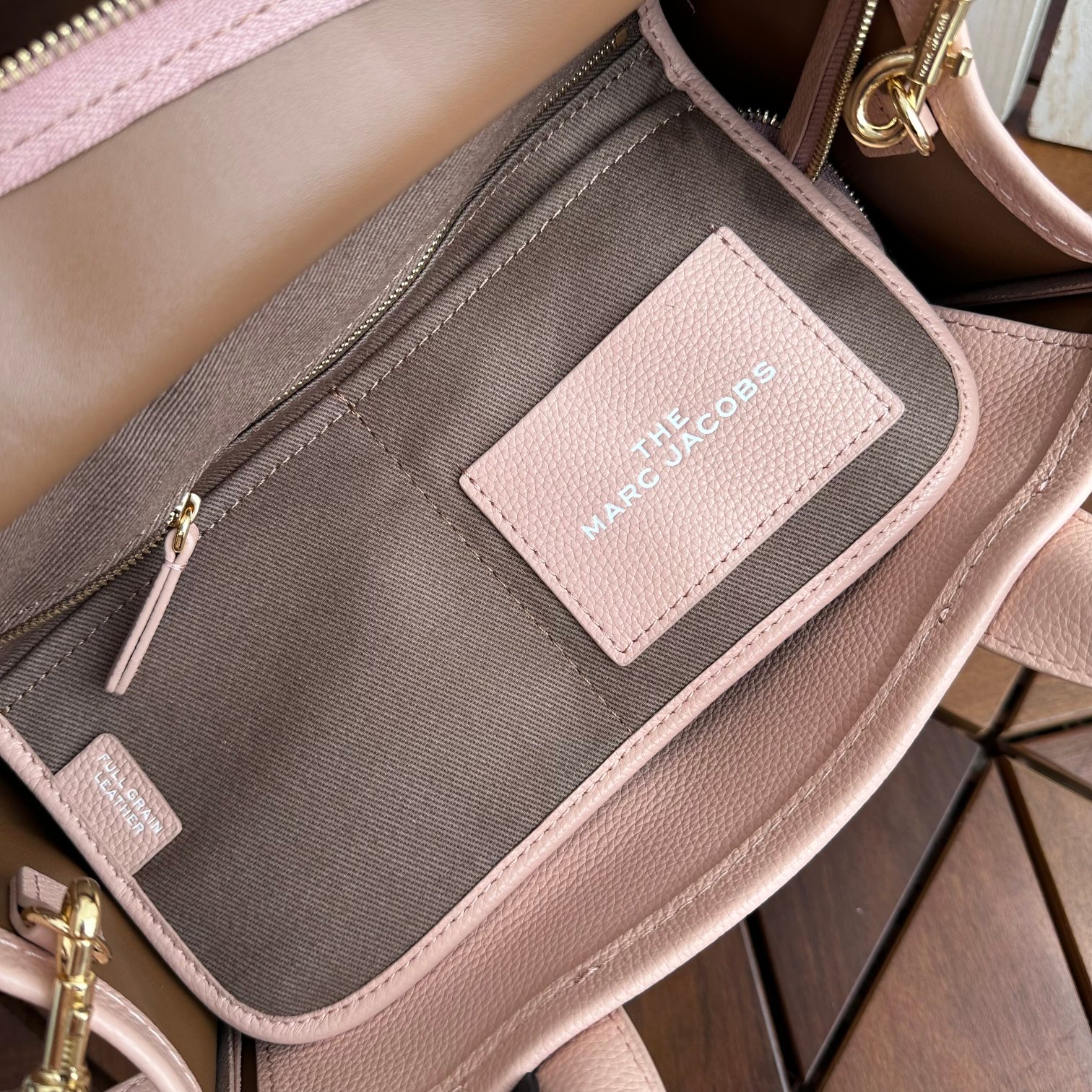 Marc Jacobs ～托特皮 玫瑰粉小号33cm