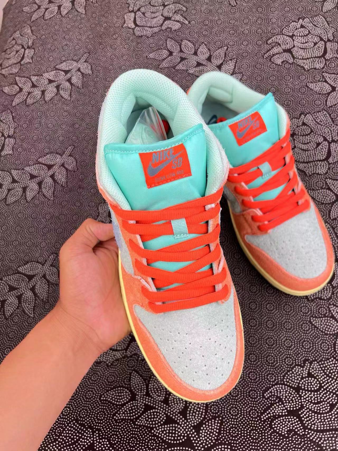 ? Nike Dunk SB Low 