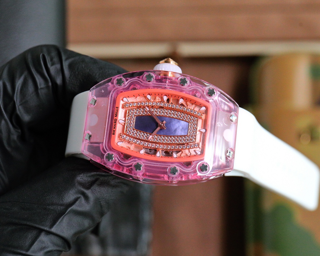 Richard Mille Launches Ladies RM07-02 Pink Lady Sapphire Wristwatch, Combining Style and Technology - 图片 4