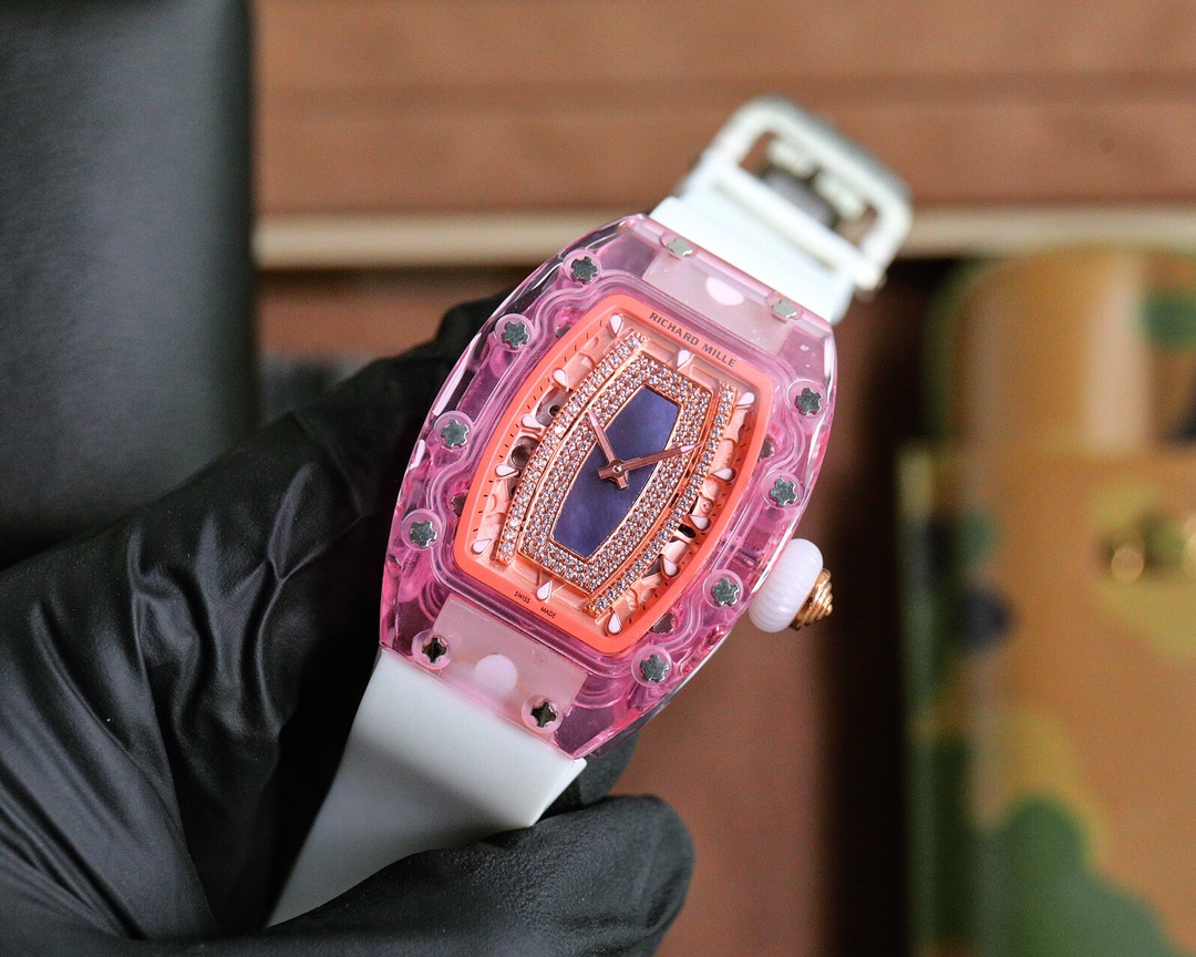 Richard Mille Launches Ladies RM07-02 Pink Lady Sapphire Wristwatch, Combining Style and Technology - 图片 3