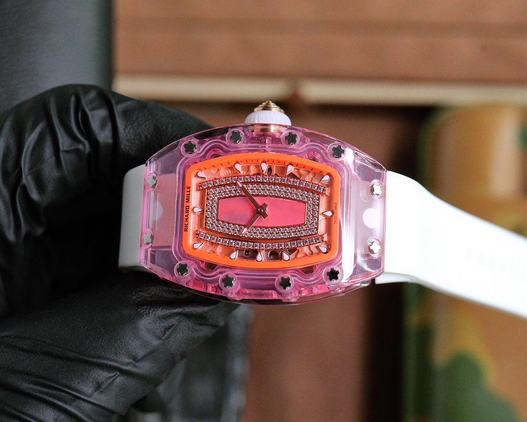 Richard Mille Launches Ladies RM07-02 Pink Lady Sapphire Watch, Combining Style and Technology - 图片 4