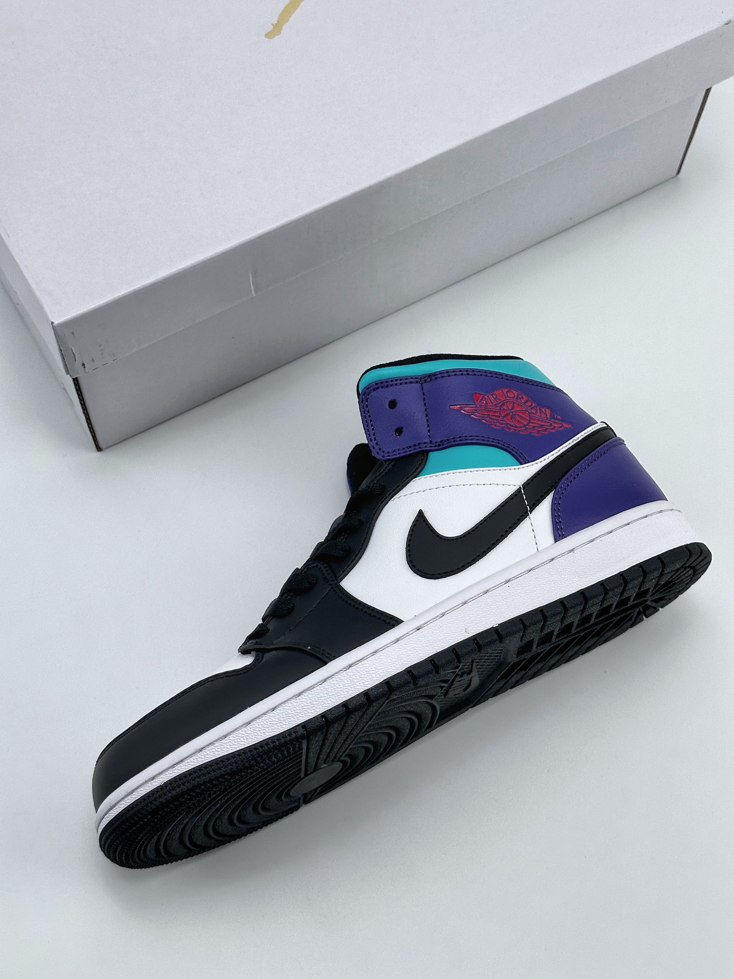 Air Jordan 1 Mid Black White Purple DQ8426-154