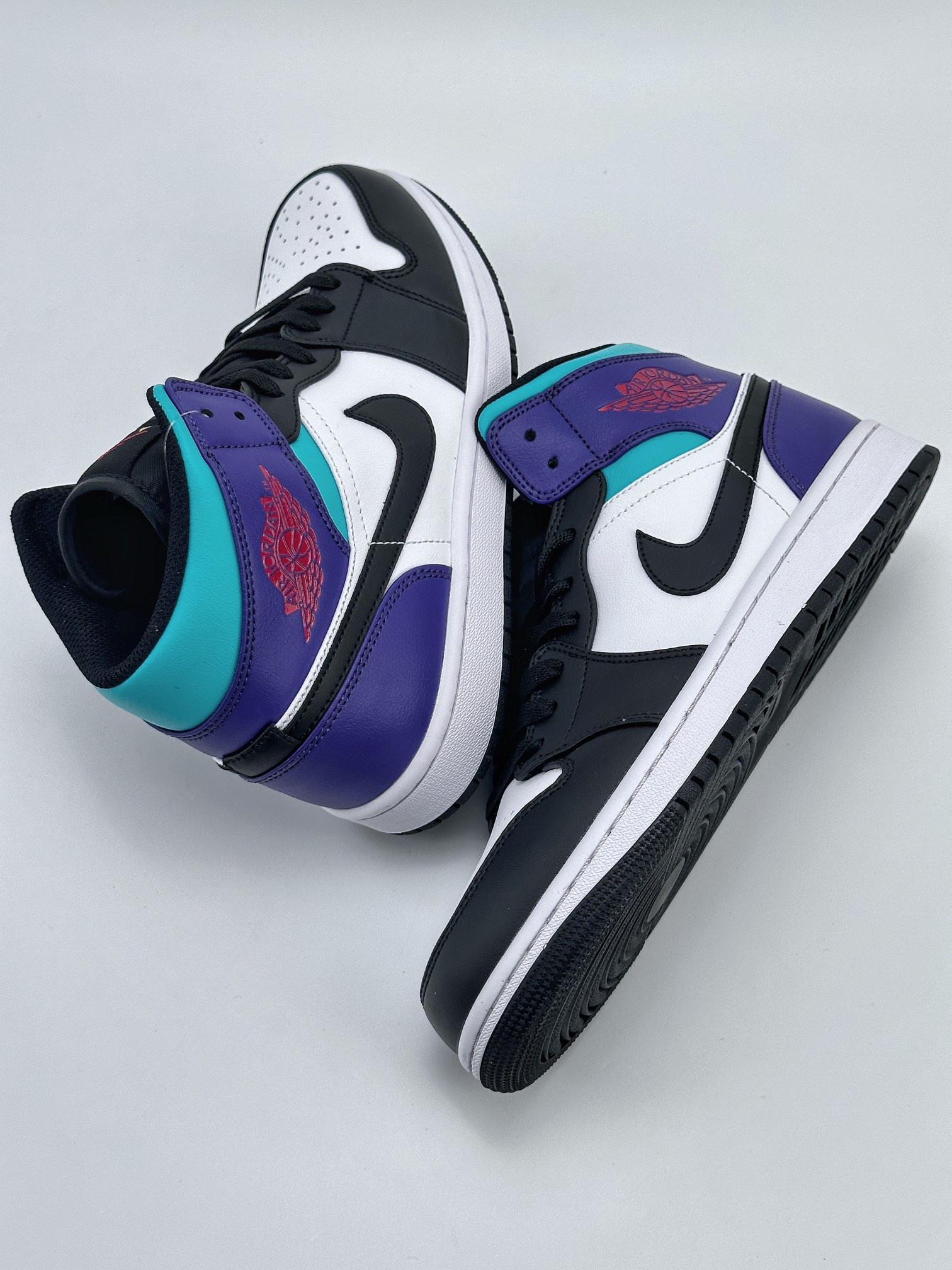 Air Jordan 1 Mid Black White Purple DQ8426-154