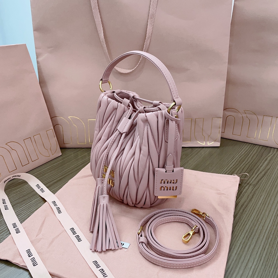 [Miu Miu Women
