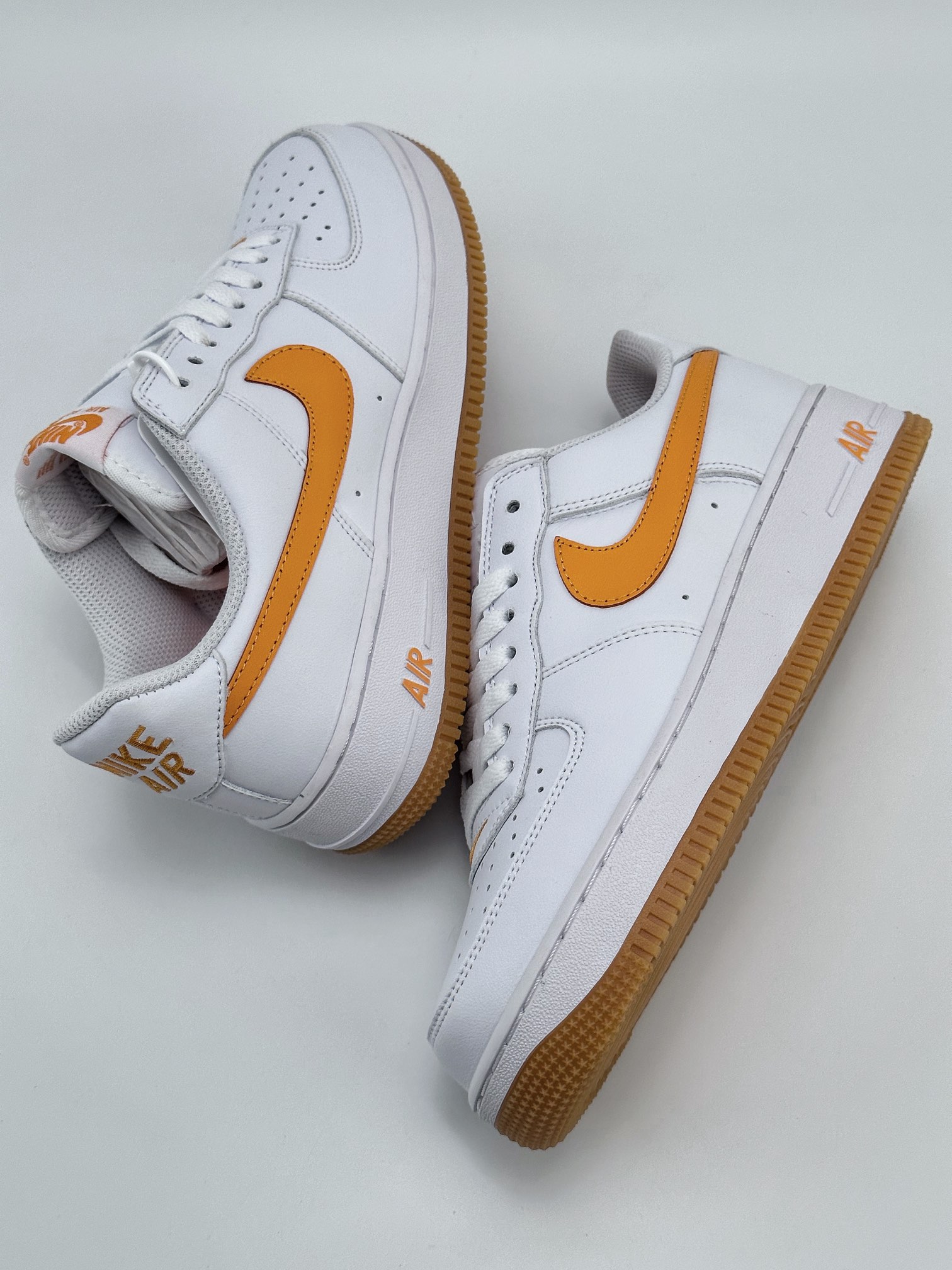 Nike Air Force 1 Low 07 ”University Gold” 白黄 FD7039-100