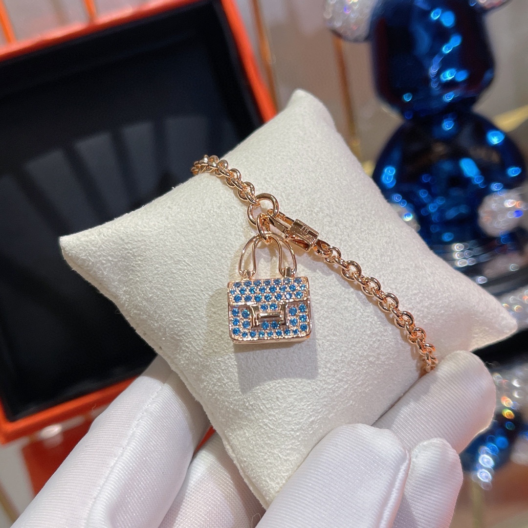 NO:765682,HB029#H Handbag Full Diamond Padlock Bracelet Z Most Available Special Blue Refreshing Special Imported Zircon Hand-Inlaid Thickly Plated 18k Rose Gold, Bracelet, Cartier High-End Jewelry19860909HB029#H手提包全钻挂锁手链 Z最配货 特别的蓝色清爽特别 进口锆石手工镶嵌 厚镀18k玫瑰金,,bracelet,卡迪亚高端饰品,Jewelry
