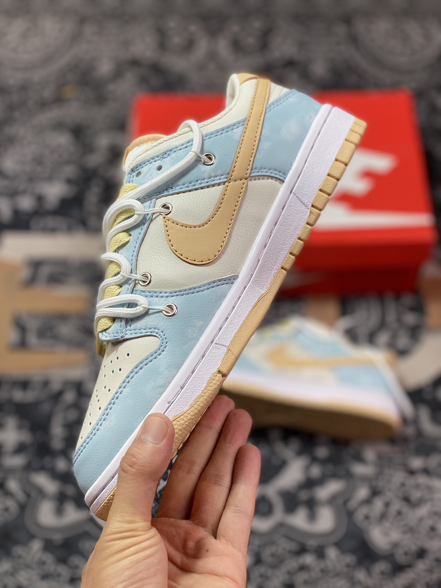 Nike SB Dunk Low ”Beige/Light Blue” Dunk Series Low-top Casual Sports Skateboard Shoes ”Sea Salt Coconut Cloud Rice Blue Binding Rope” DV0831-003