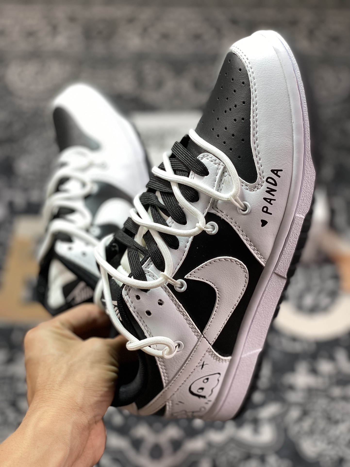 Nike Dunk Low Panda Mischief DD1391-100