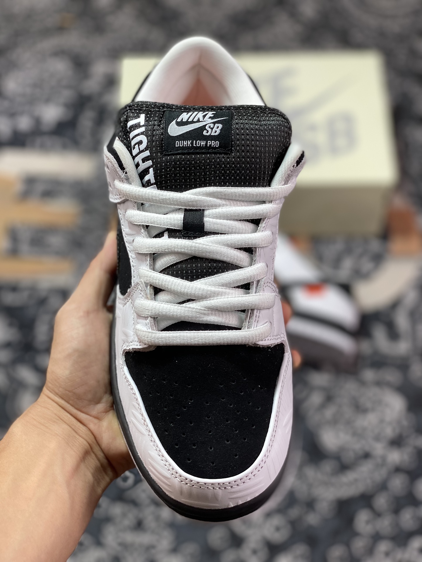 Preferred original level Tightbooth x NK Dunk SB Low joint embossed black and white FD2629-100