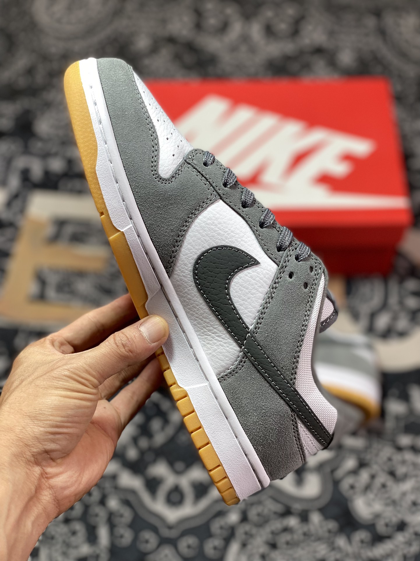 Original grade NK Dunk Low ”Grey Gum” white gray raw rubber FV0389-100