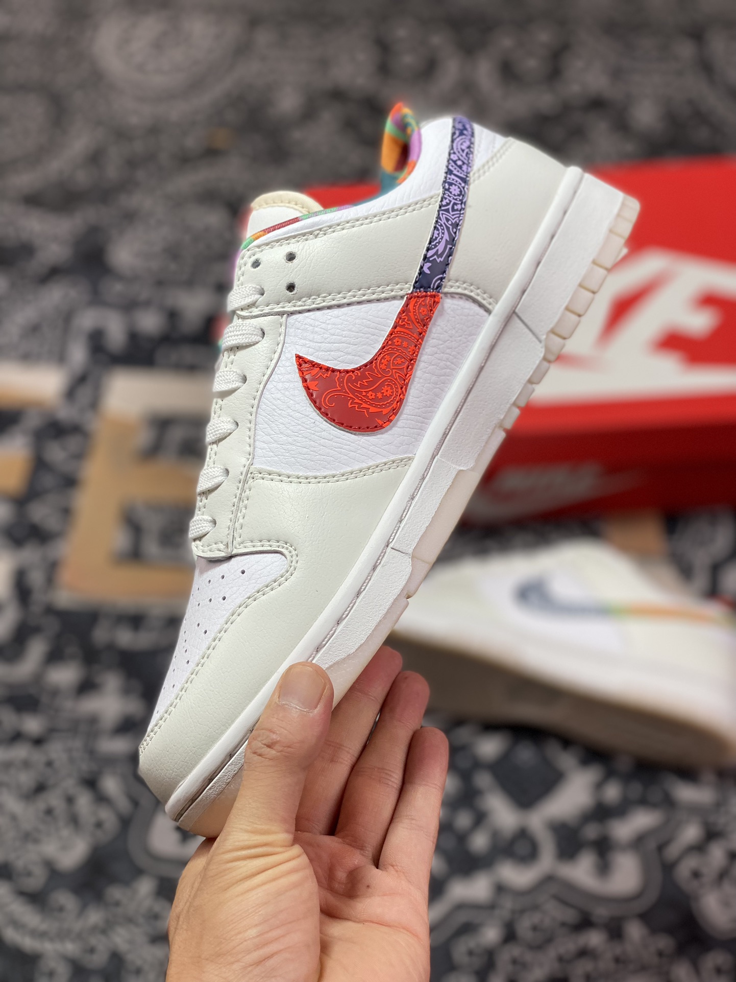 Nk SB Dunk Low White FN8913-141