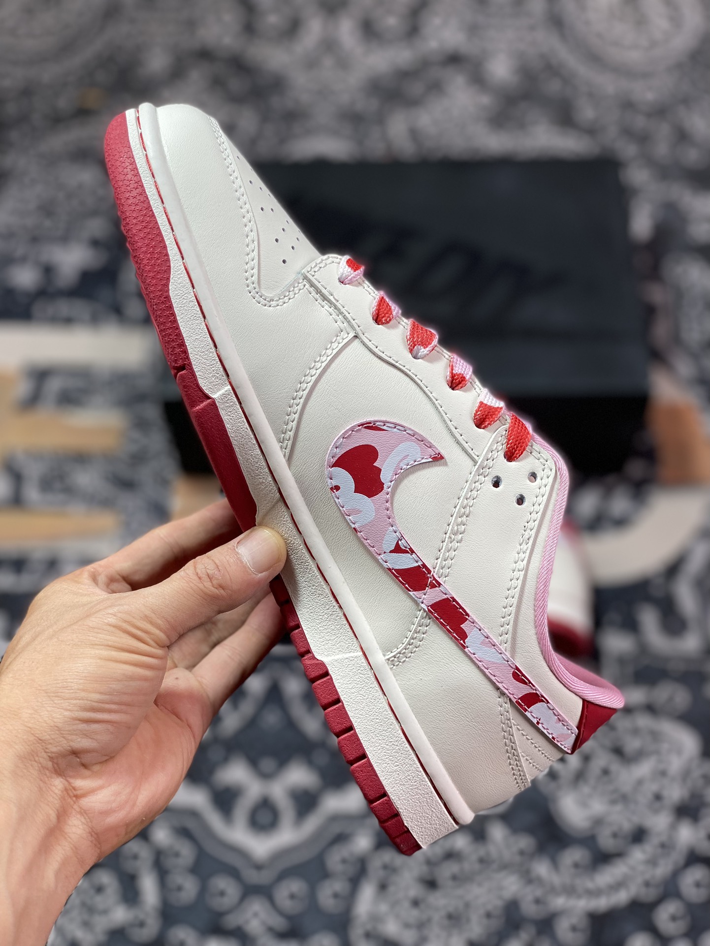 NK Dunk Low Retro ”DIY High-end Customization” Cherry Valentine's Day Low-top Casual Sports Shoes FC1688-118