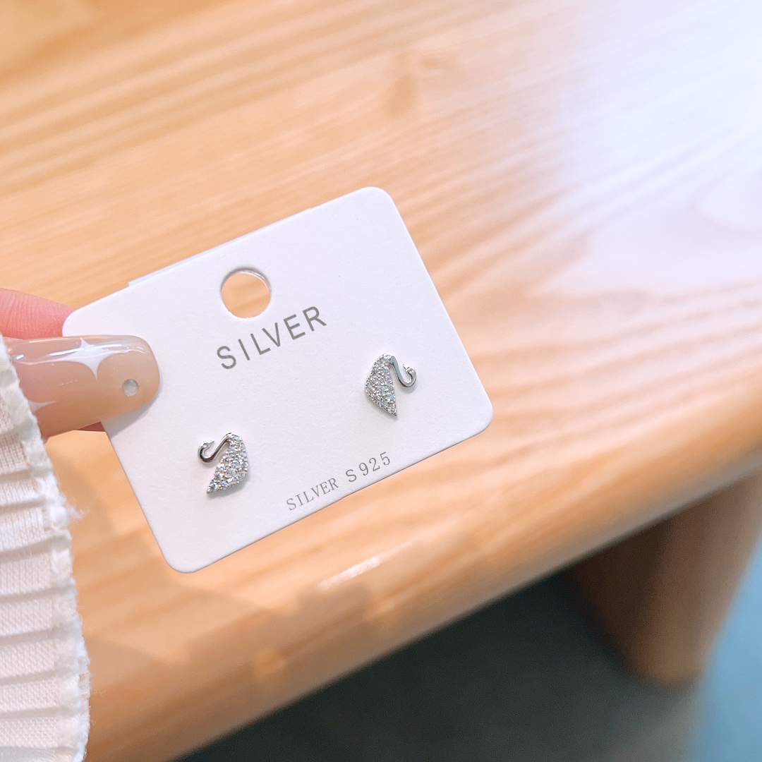 High Polish Silver Earrings Dainty Christmas Silver