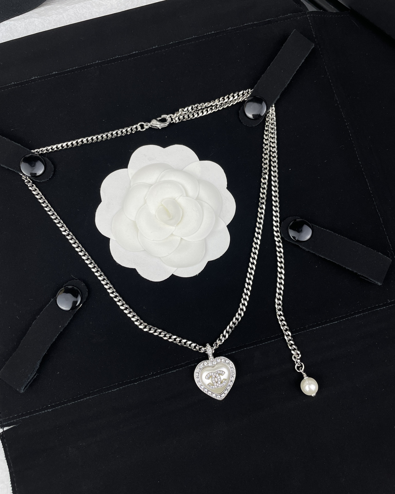 NO:359172,Xiaoxiang autumn and winter new style, peach heart full of diamonds, long necklace, length 60 cm, Chanel necklace, chanel, necklace19860909小香秋冬新款 桃心满钻 长款项链 长度 60厘米,香奈儿项链,chanel,necklace,Jewelry