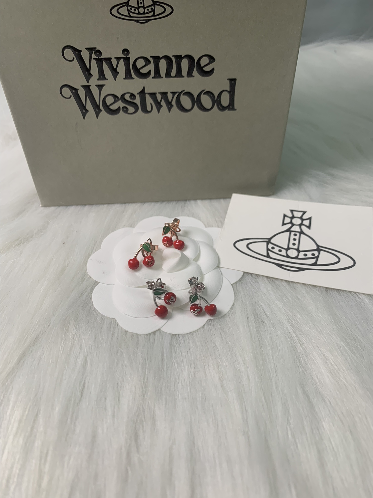 NO:103328,Queen Mother Citizen cherry earrings, rose gold, platinum two colors, Queen Mother Citizen cherry earrings19860909西太后樱桃耳钉,玫瑰金,白金二个色,西太后耳钉,Jewelry