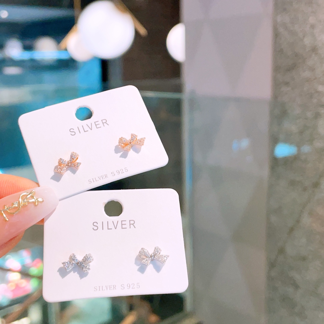 Hypoallergenic Silver Earrings Girly Gift for Her Silver