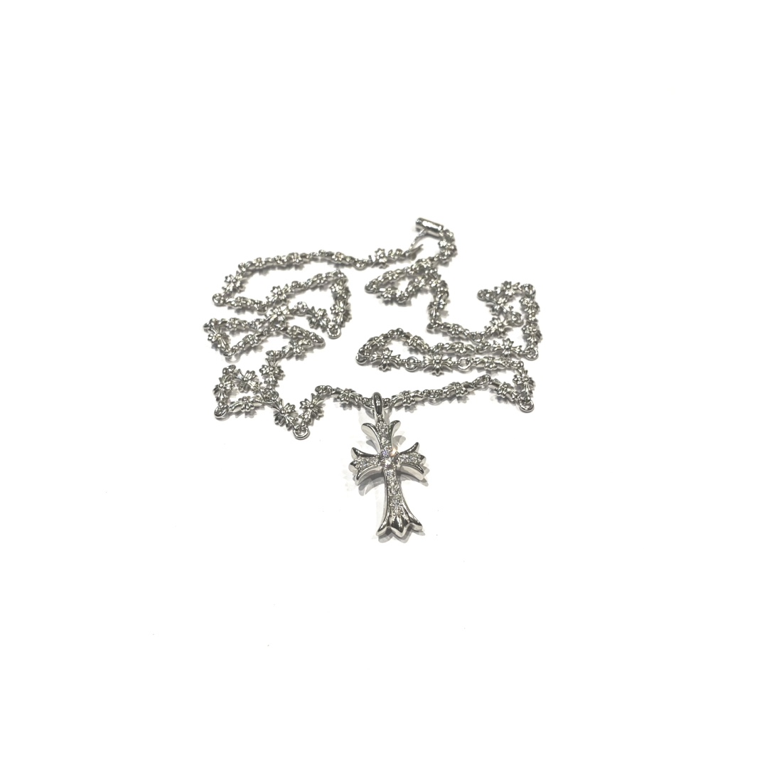 Chrome Hearts クロスデザインの十字架ネックレス