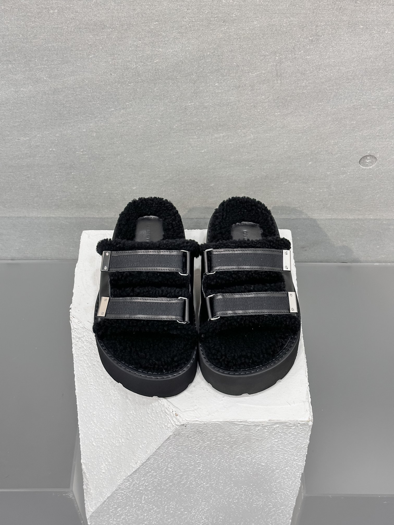 New Cortex Slippers: Lazy, Soft, 4cm Taller, Thicker – 2023 Collection