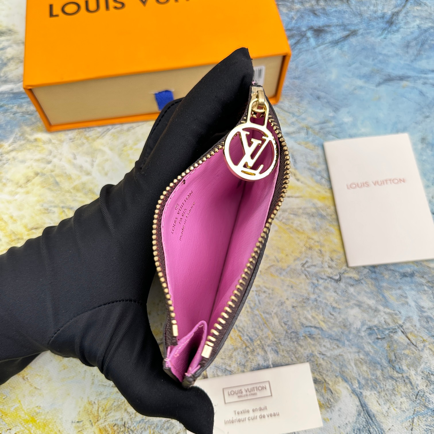 Card holder in different colors