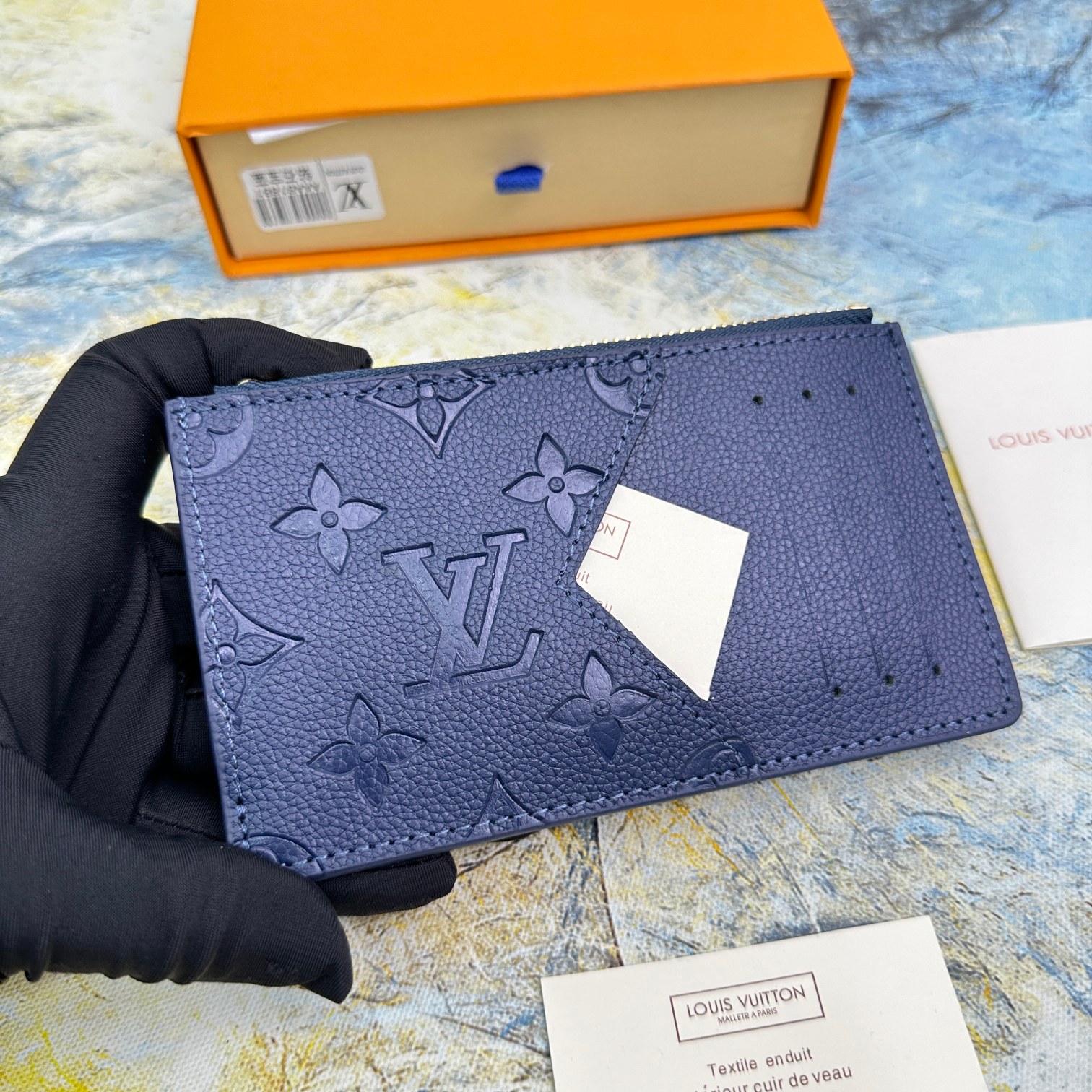 Front view of the luxury leather card wallet