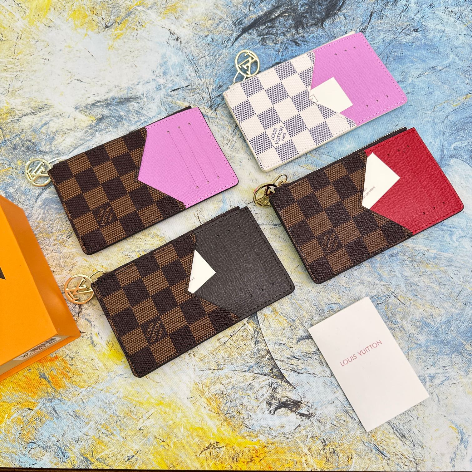 Card holder interior