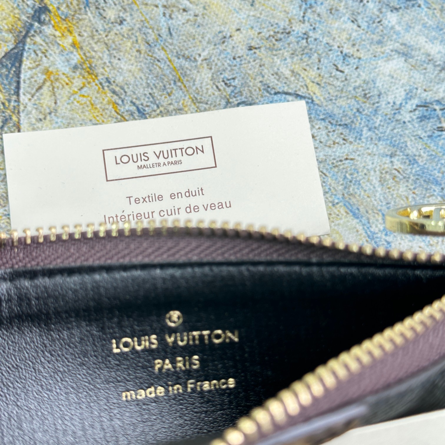 Card holder gift box presentation