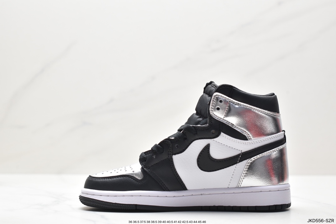 Nike Air Jordan 1 Retro High OG ”Black/White” AJ1 Michael Jordan high-top basketball shoes 555088-005