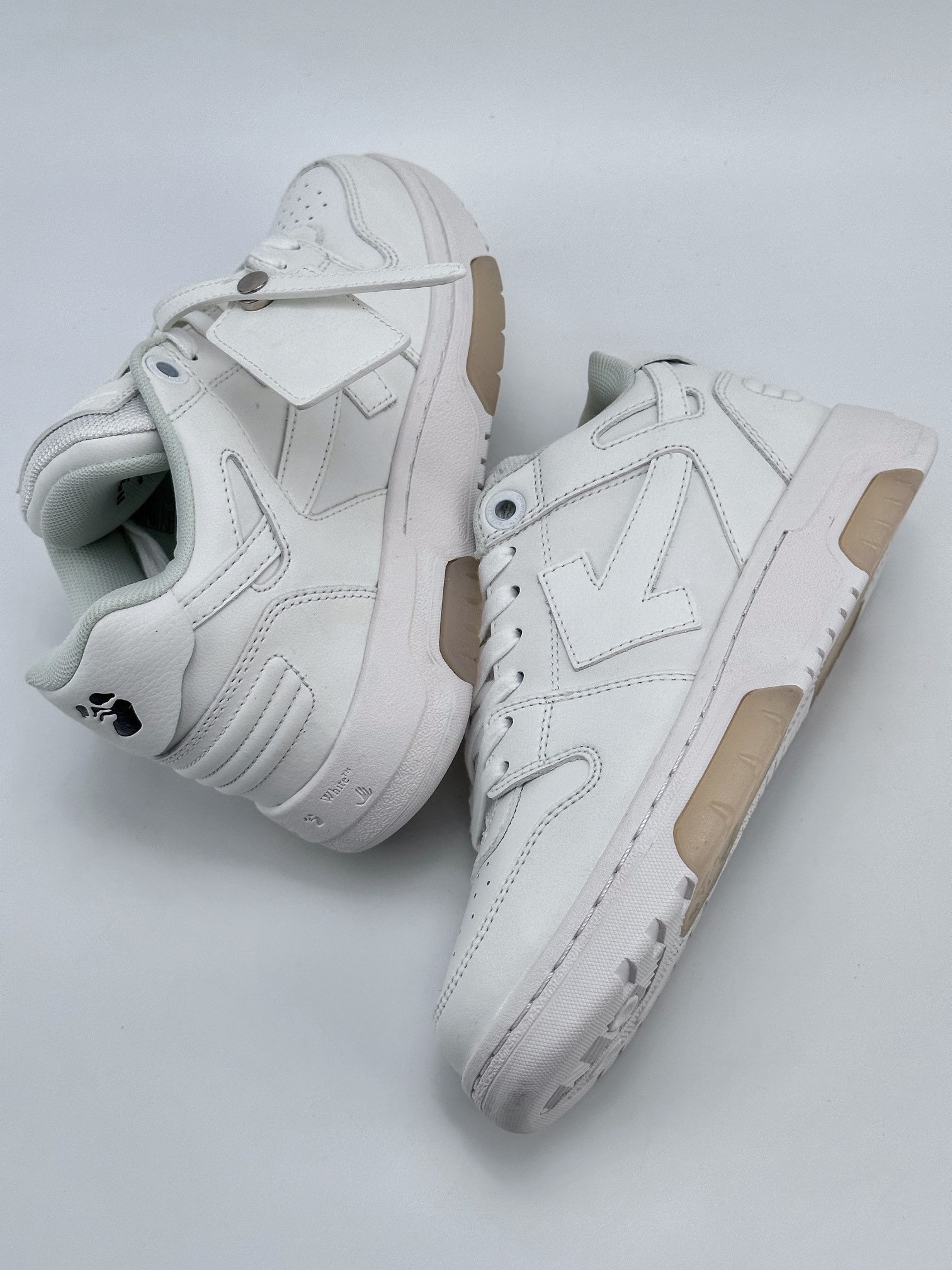 OFF-WHITE Out of Office Pure White OMIA189C99LEA0010100