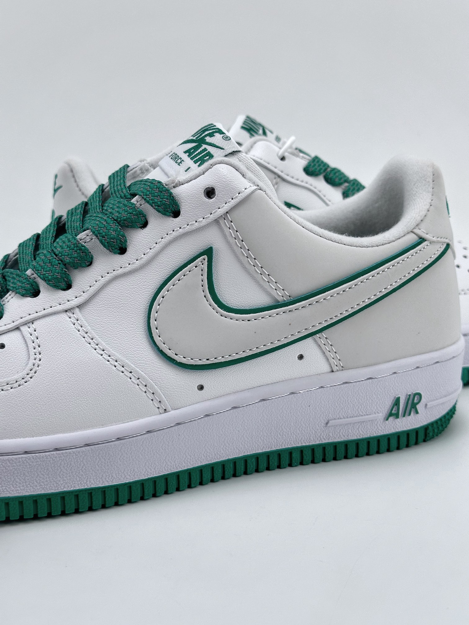 Nike Air Force 1 Low 07 White Green Starry Sky YZ8115-001