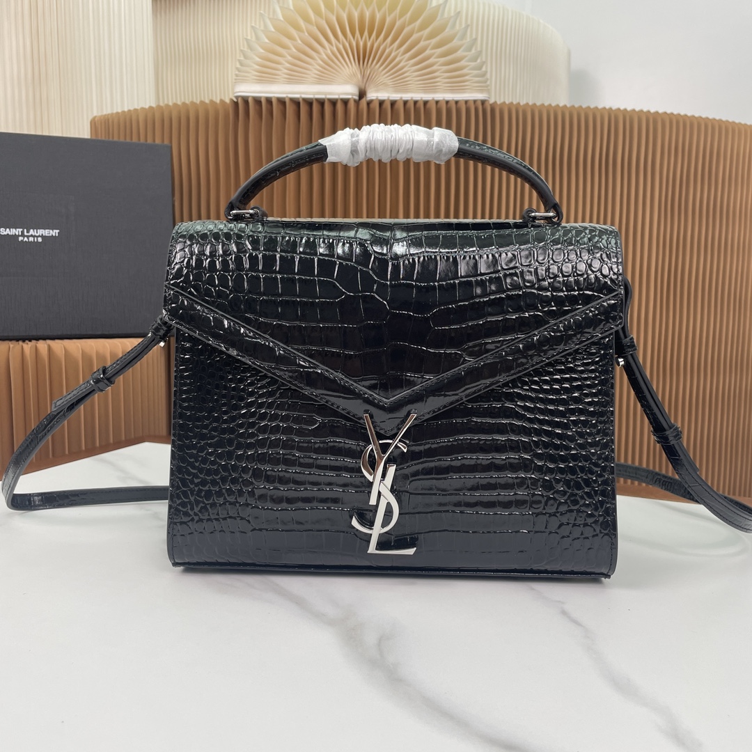 NO:175131,Genuine grade [original leather] CASSANDRA series new products_The highlight is the special Y-shaped lock with a rotating style, and the creative surprise opens with a snap!  Body leather material_The bright crocodile pattern newly launched in the counter this quarter is as bright as a layer of filters, with an invincible texture!  It is not big or small in size, and can meet all kinds of good figures. It can be carried, shoulder-mounted, cross-body, and is recommended to buy grass!  532752～Size24×20×11cm Model 578000,YSL,saint laurent19860909正品级【原厂皮】CASSANDRA系列新品_亮点是旋转式的特殊Y型锁扣,创意性的小惊喜啪的一声旋转即开！包身皮料_本季度专柜新推出的亮色鳄鱼纹,油亮油亮的仿佛镀了一层滤镜,质感无敌了！不大不小的尺寸,满足各路好身材,可手提、可单肩、可斜挎,种草入手好推荐！532752～Size24×20×11cm 型号578000,YSL,saint laurent,Bag