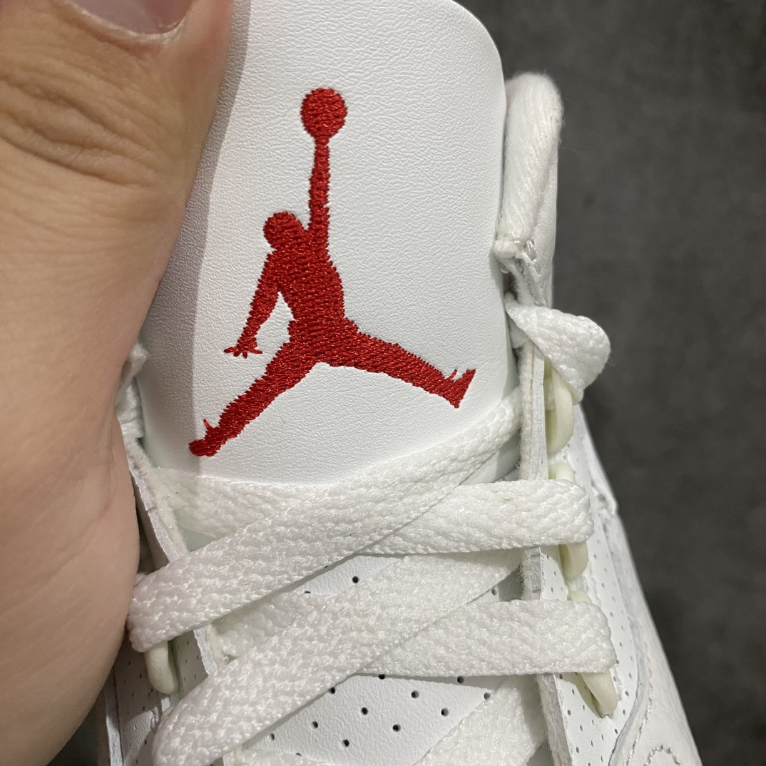 图片[6]-【JS纯原】Air Jordan AJ3 Retro 复古白水泥 DN3707-100n原楦原纸板开发 确保原汁原味原厂皮料质感色泽绝无偏差完美中底拉帮 原厂中底钢印 原档案大底 如假白送 大底纹路气垫通透度PU的回弹性均百分百还原原厂电绣鞋舌飞人刺绣针数立体讲究精细欢迎对比正品原鞋SIZE：40 40.5 41 42 42.5 43 44 44.5 45 46 47.5-莆田鞋批发中心