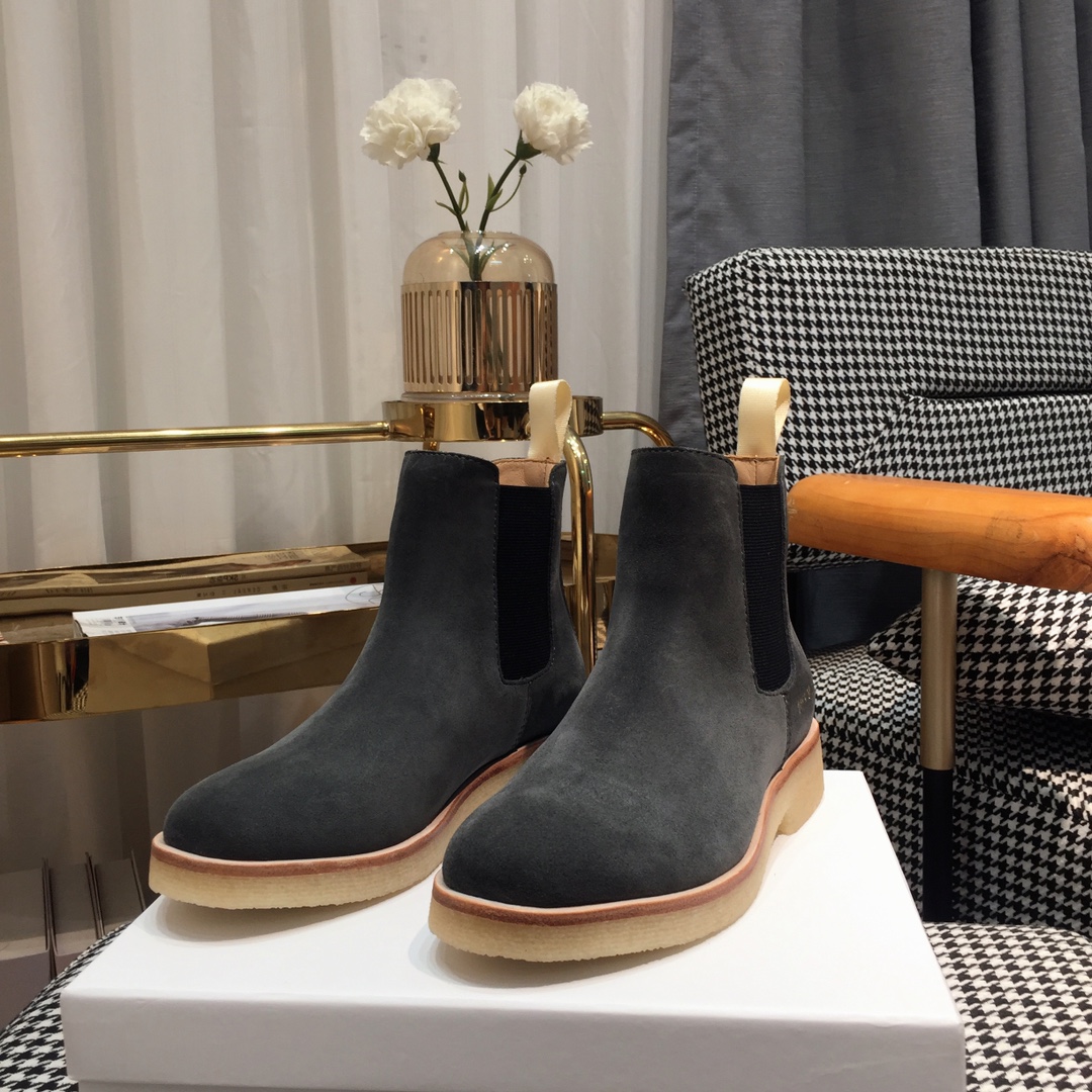 “Classic Chelsea Boots: Timeless Style for All Seasons, Available in Various Sizes” - 图片 2