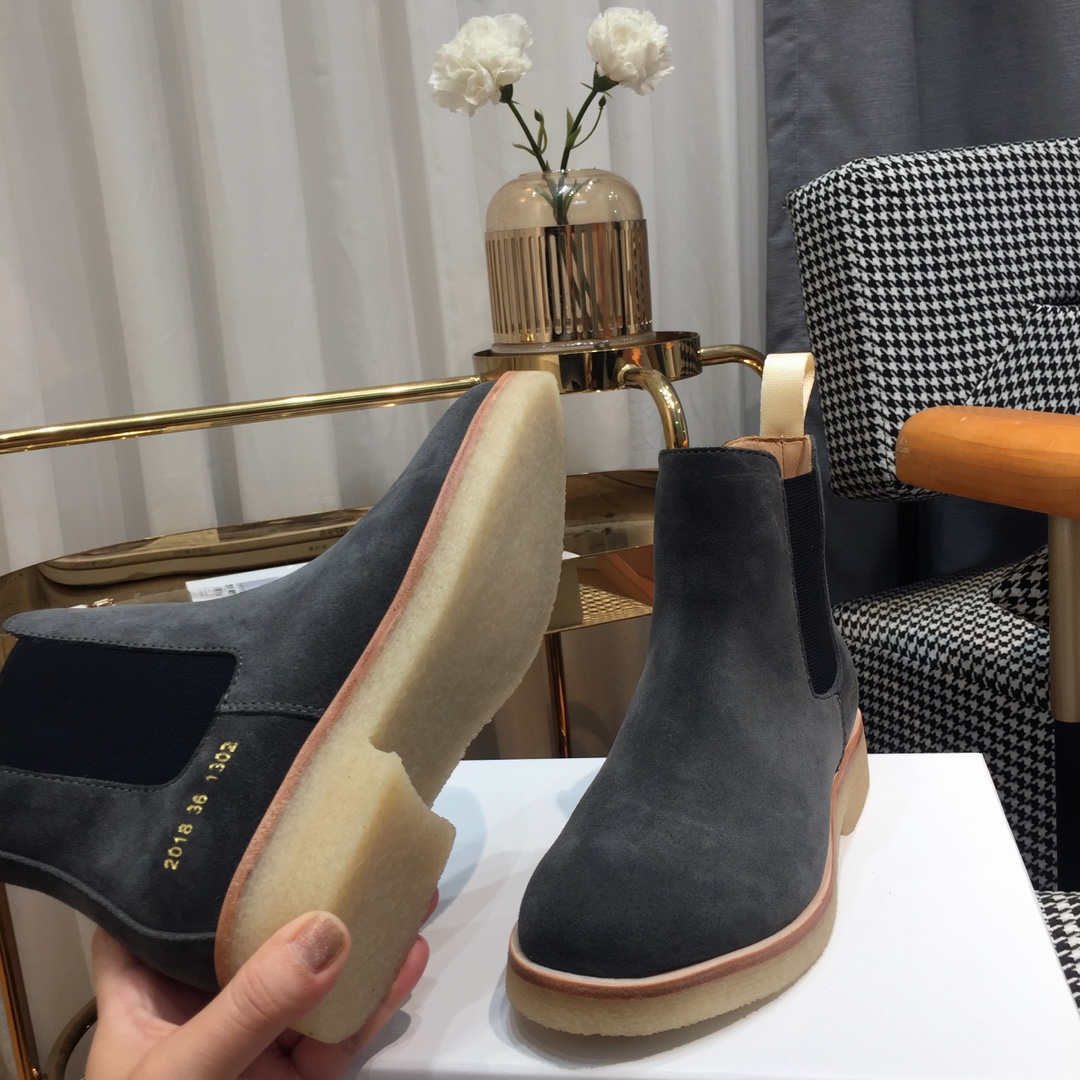 “Classic Chelsea Boots: Timeless Style for All Seasons, Available in Various Sizes” - 图片 9